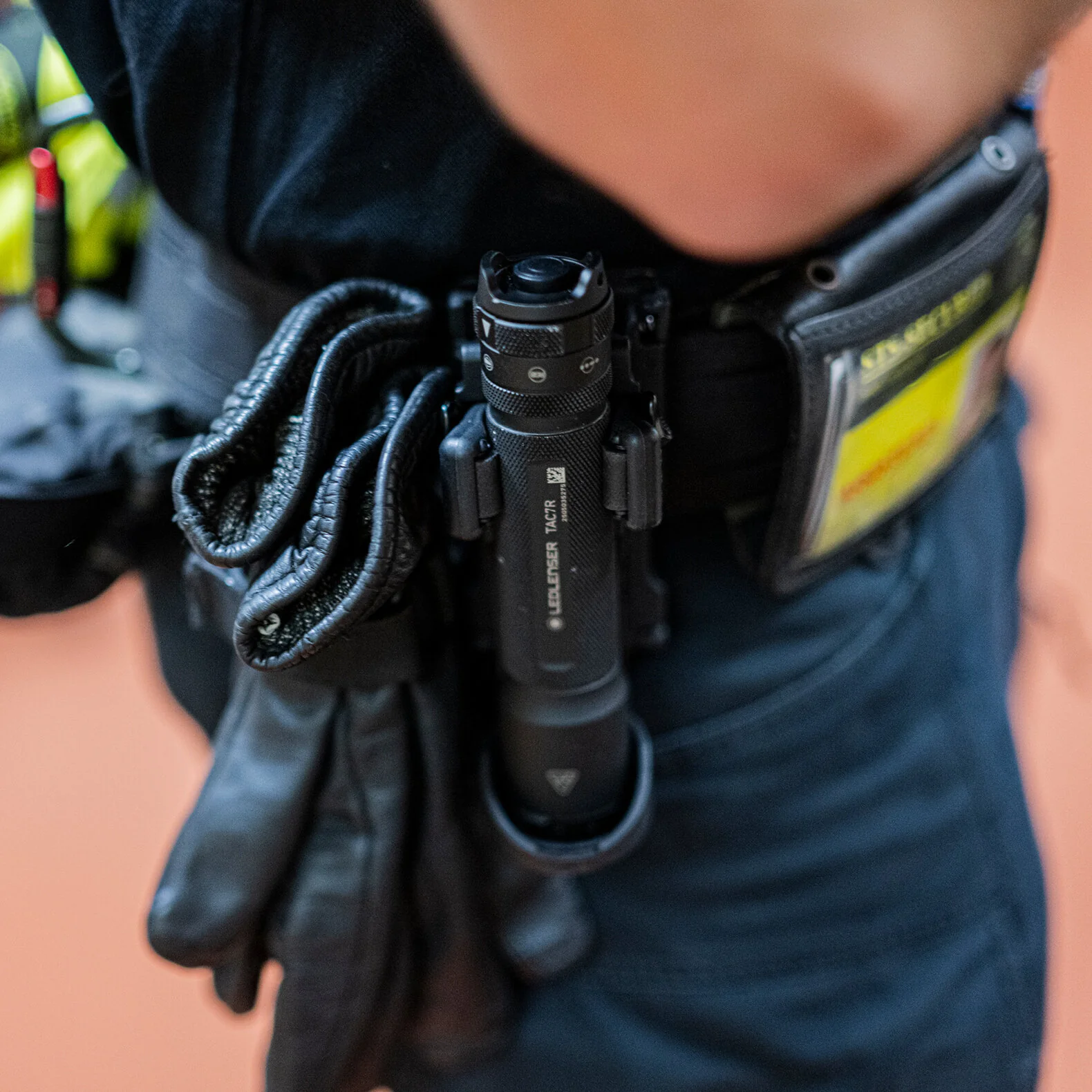 TAC7R Flashlight Tactical Outdoor Set - Image 6