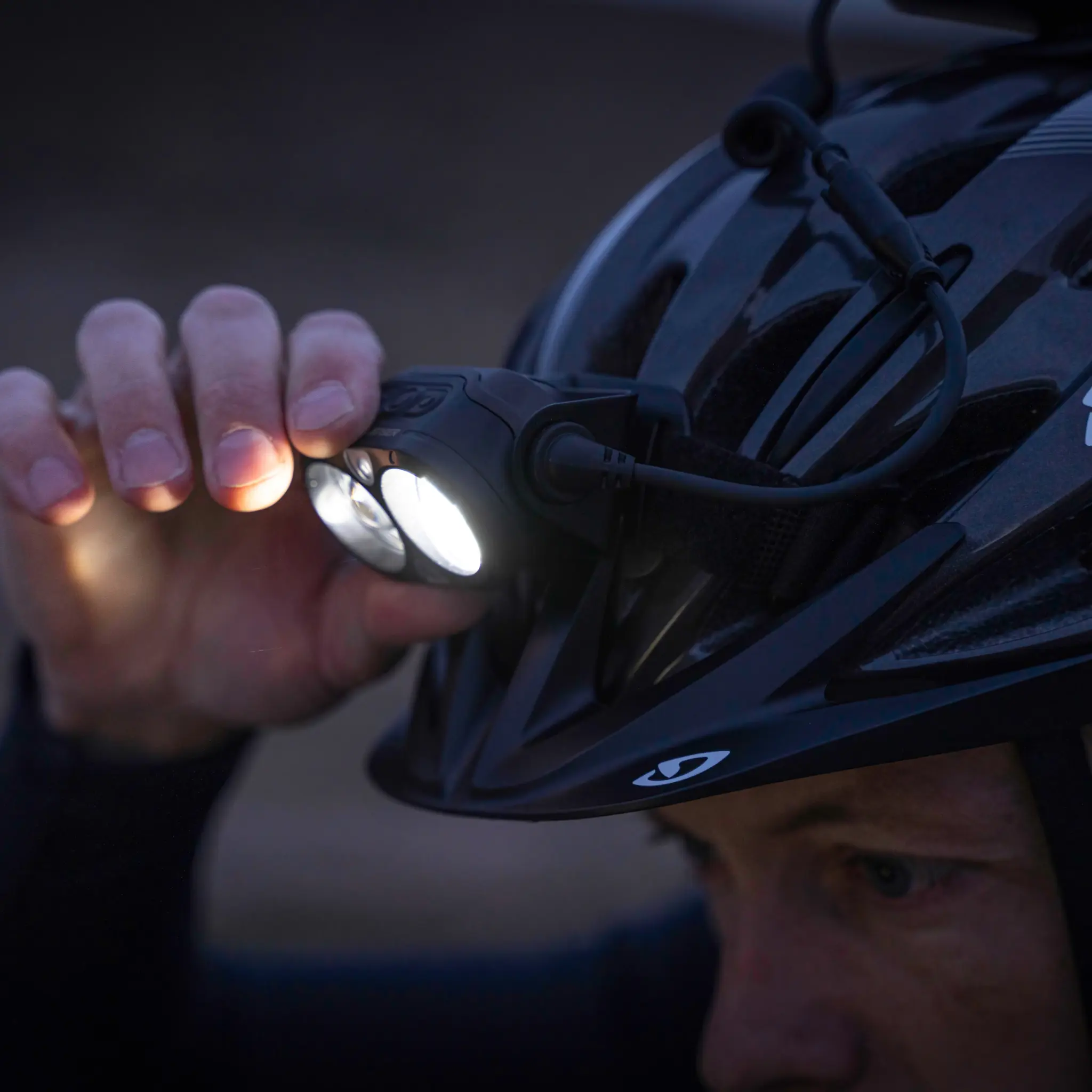 H19R Signature Headlamp - Image 3