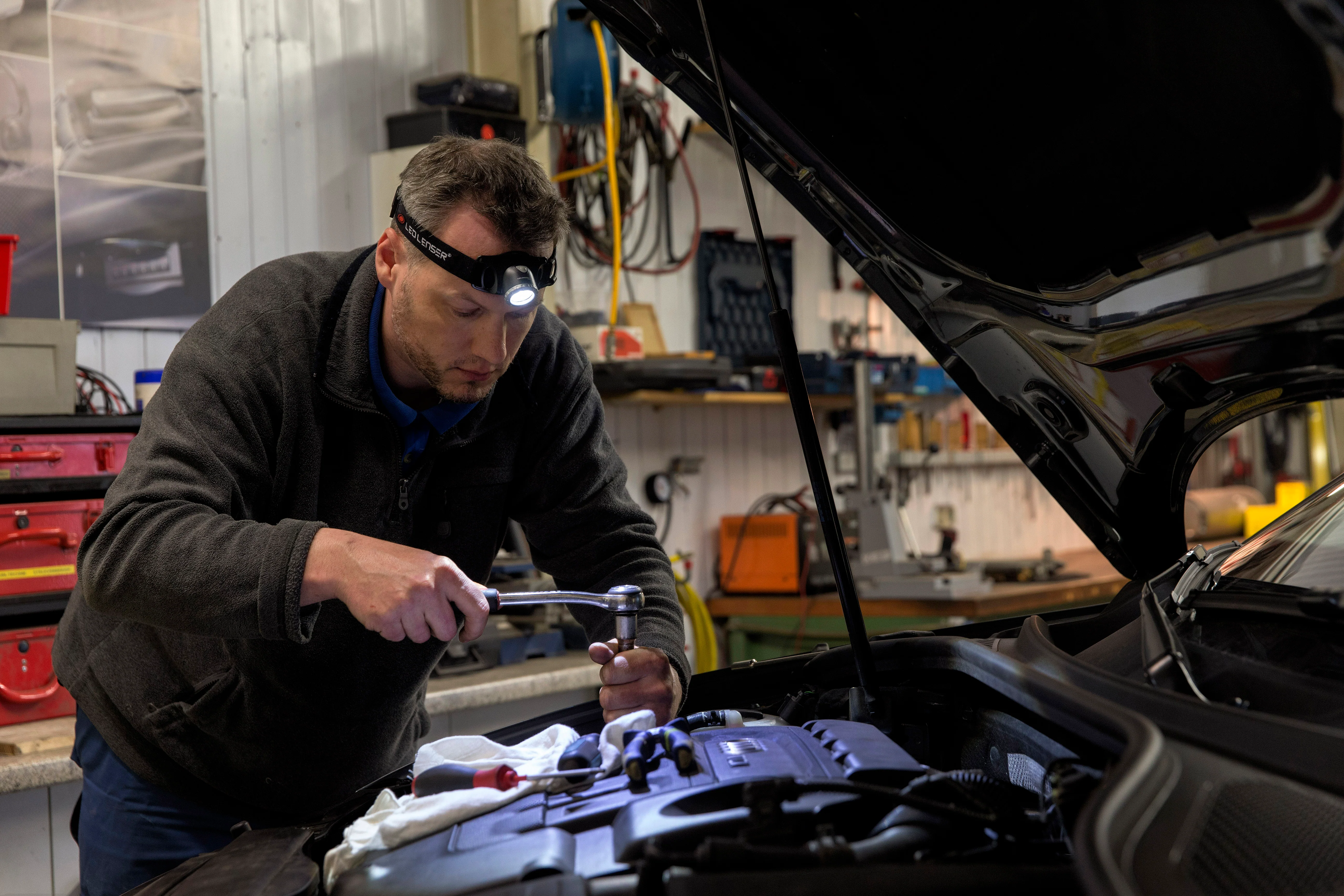 H7R.2 Headlamp - Image 4