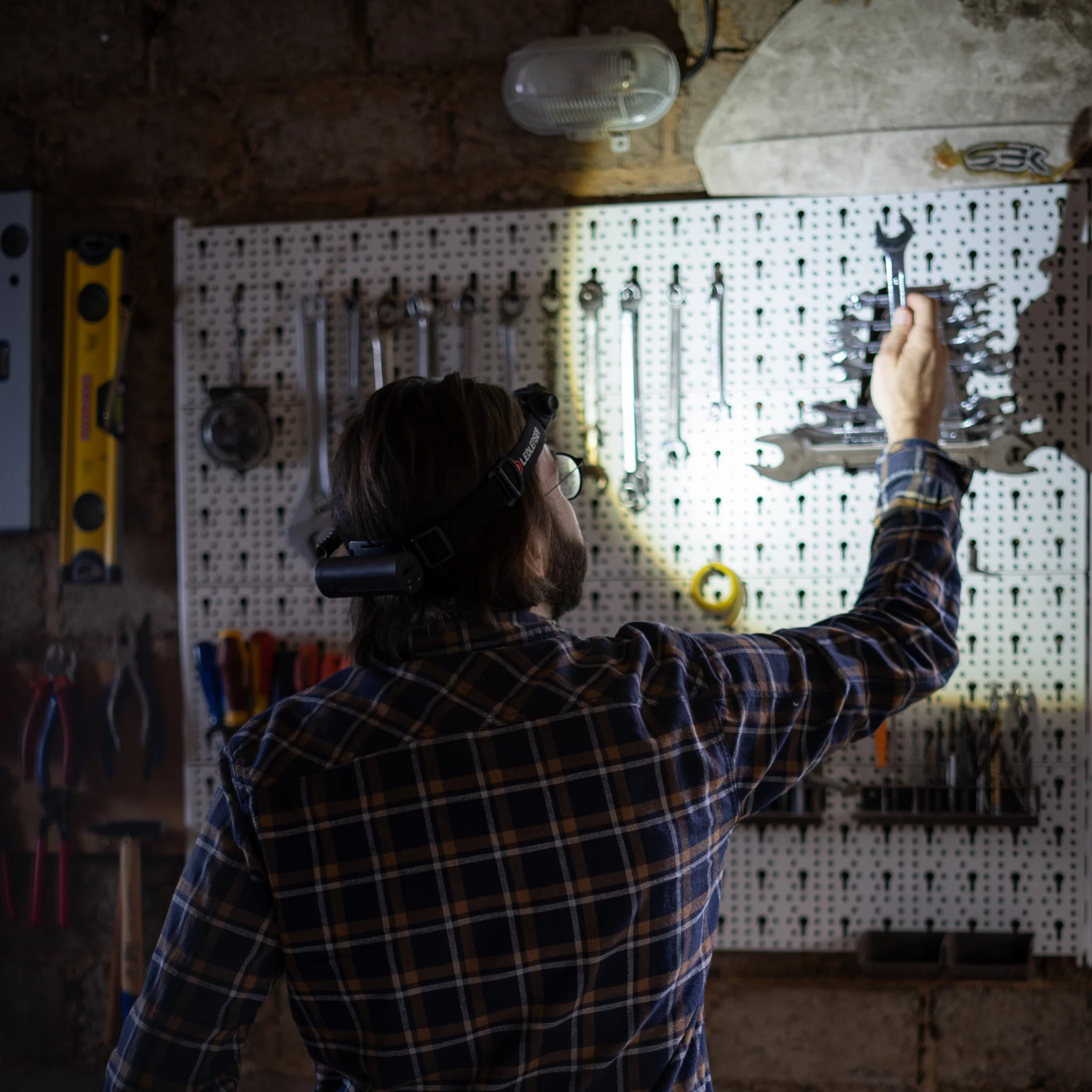 H7R Core Headlamp - Image 14
