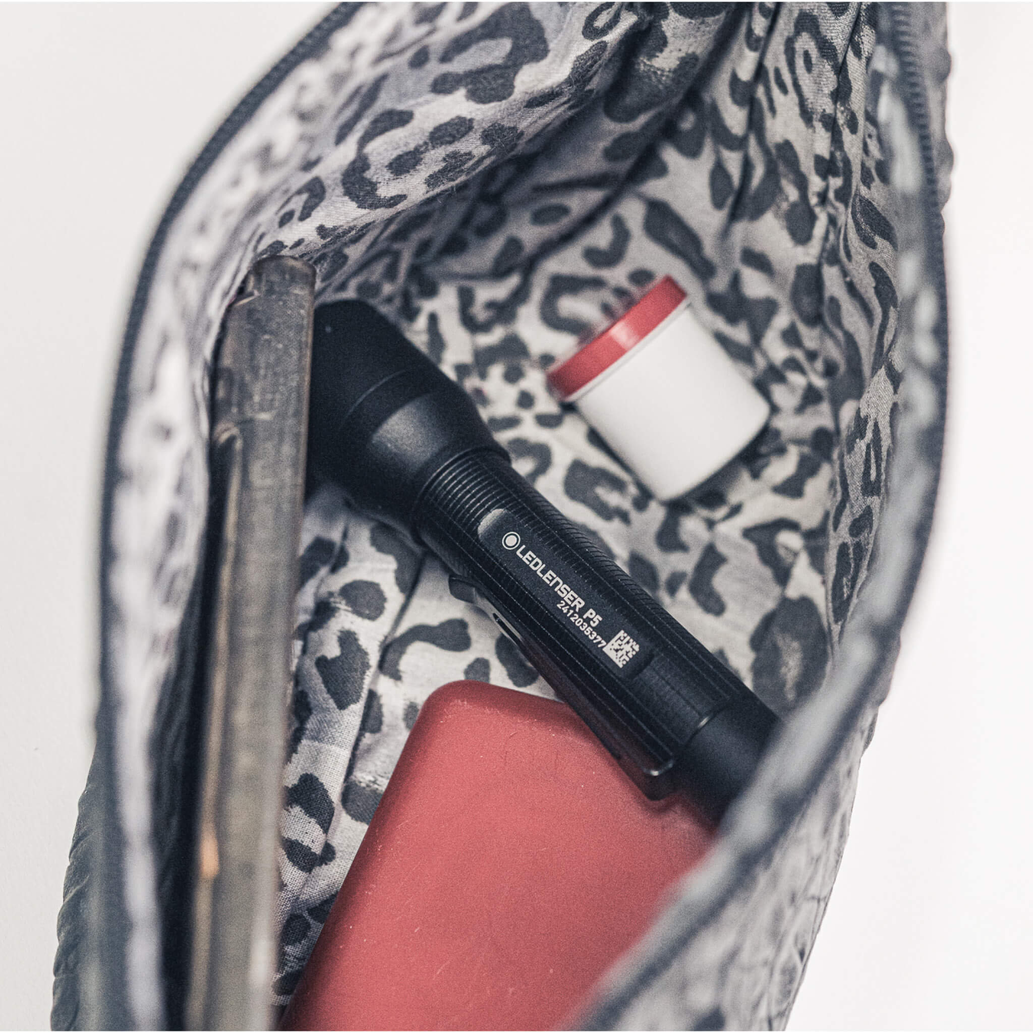 P5 Flashlight - Image 7