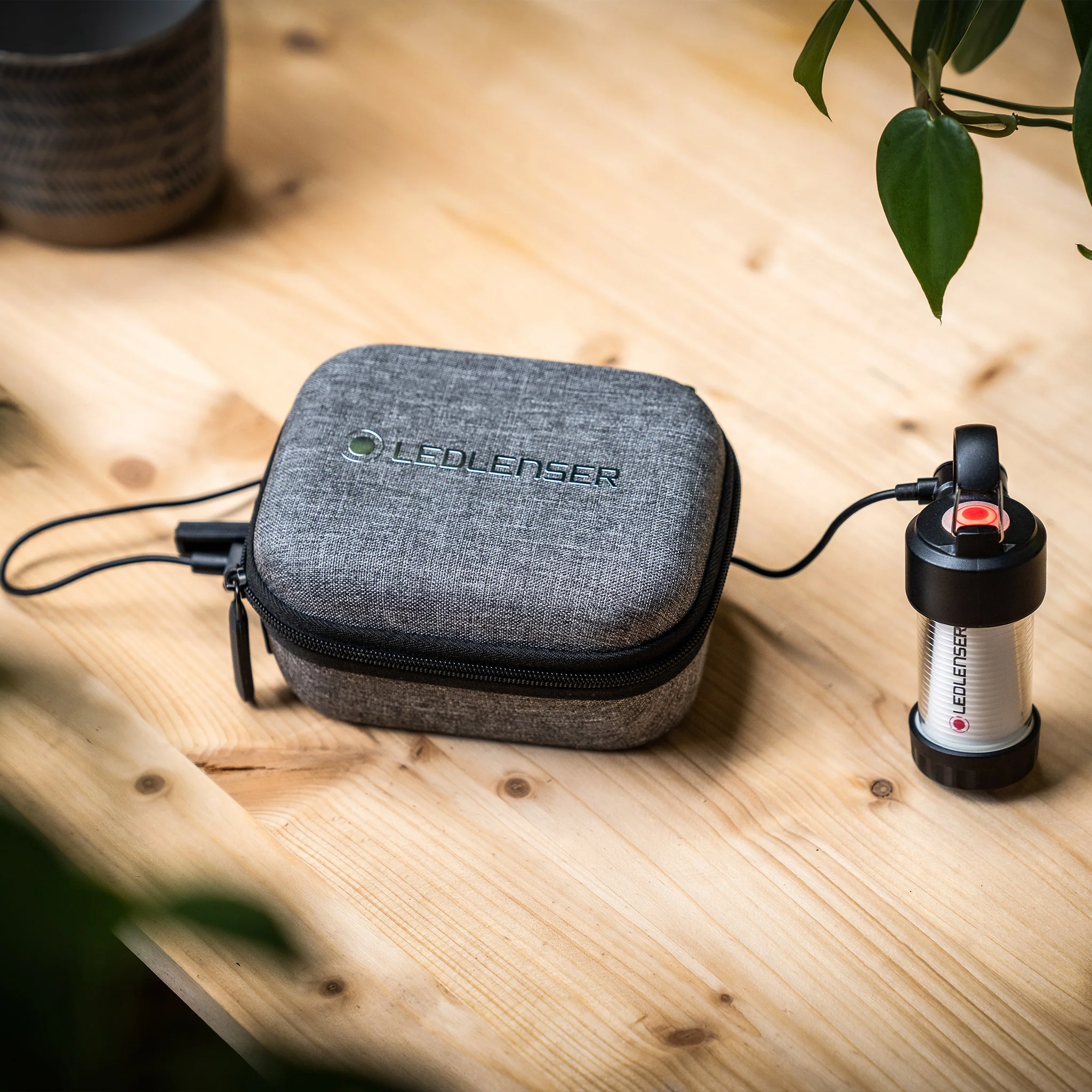 Powercase | Carry Case & Powerbank - Image 9